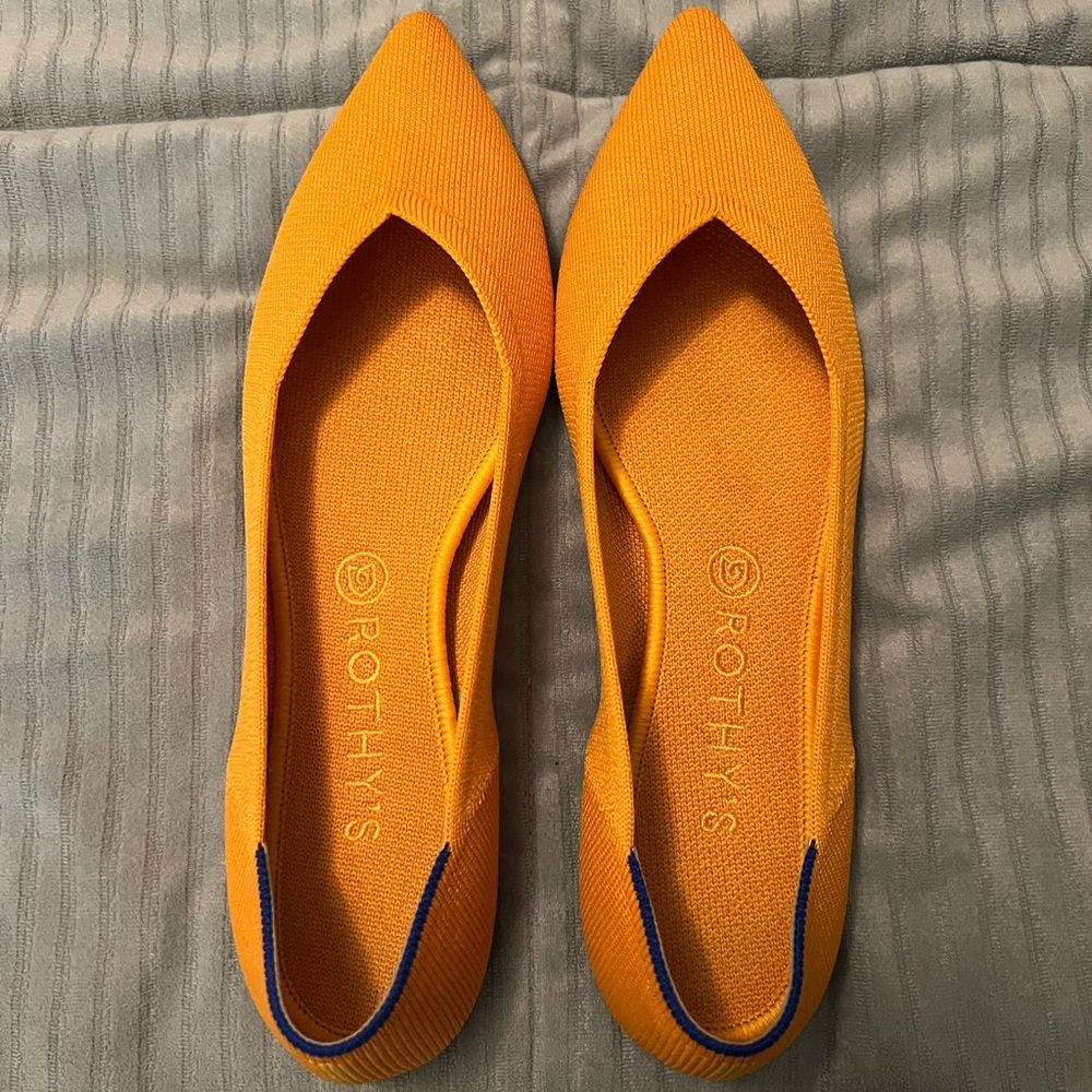 Rothy’s saffron points
